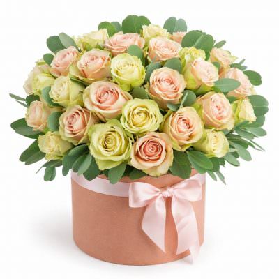 Шляпная коробочка с цветами «Тепло весны»